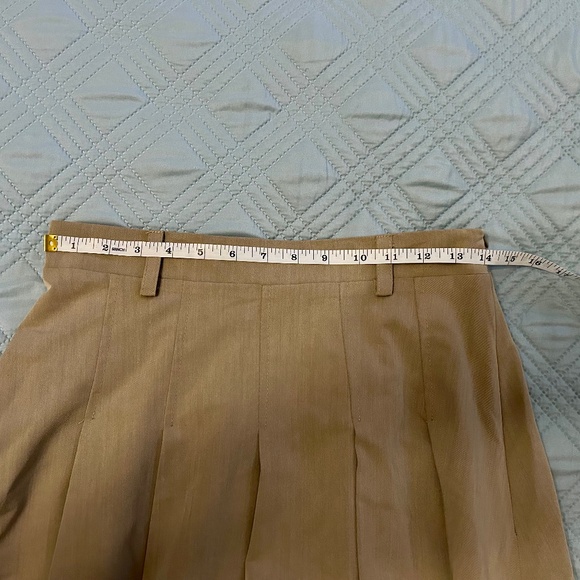 Tan A-line Skirt, Size Medium - Picture 3 of 7